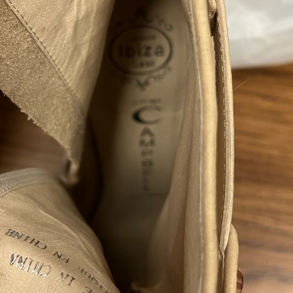 Jeffrey Campbell nude boots with rose gold studs - Picture 4 of 14